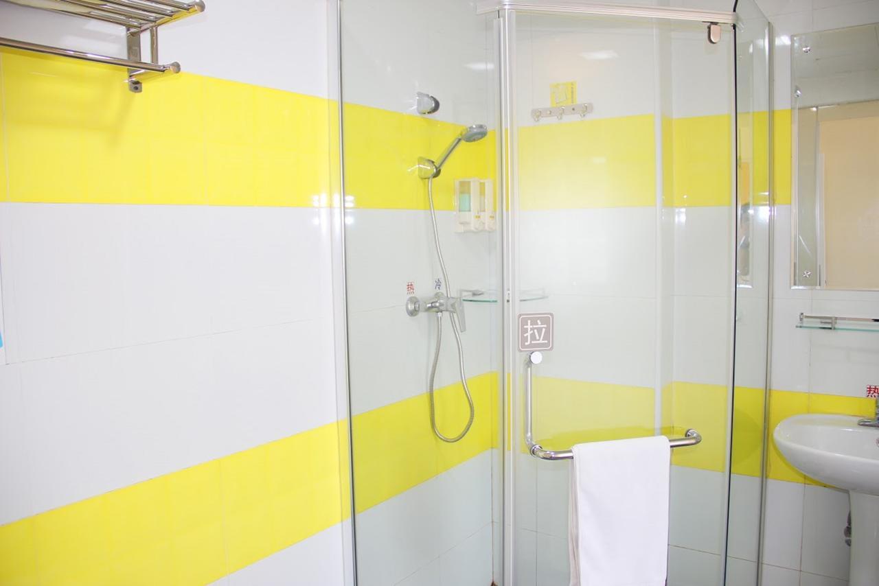 7Days Inn Huludao Xingcheng Hot Spring Street מראה חיצוני תמונה