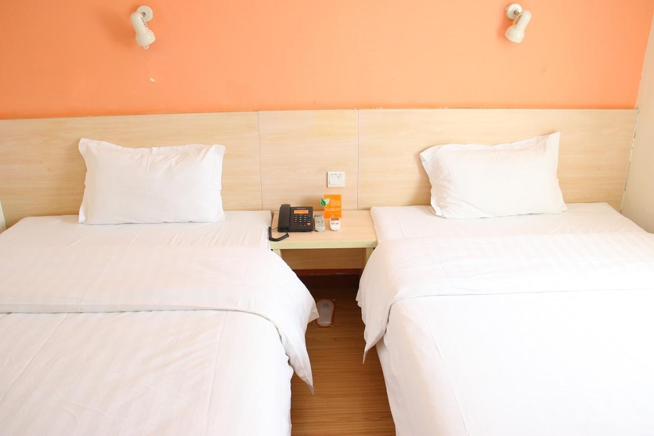 7Days Inn Huludao Xingcheng Hot Spring Street מראה חיצוני תמונה